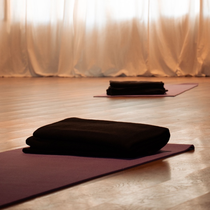 Lausche dir selbst – traumasensibles Yoga